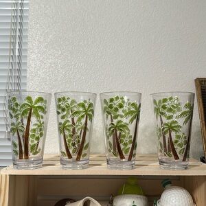 Palm Tree Design Plastic Tumblers - Set of 4